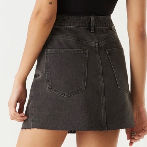 Denim skirt - Picture 2 of 3